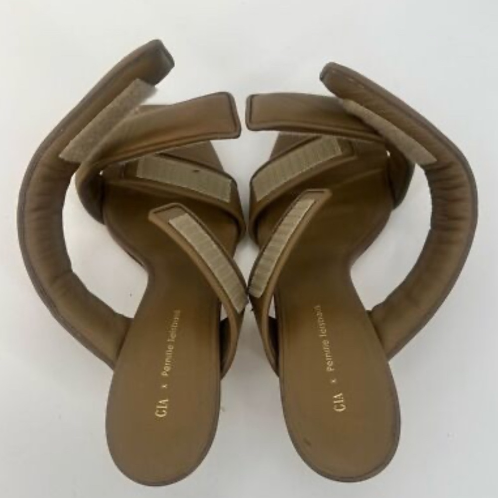 Mules - Picture 6 of 6